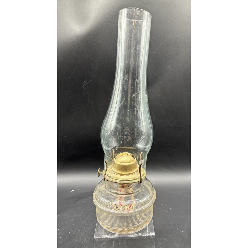 Eagle Oil Lamp with Glass Chimney - Vintage Made in the USA